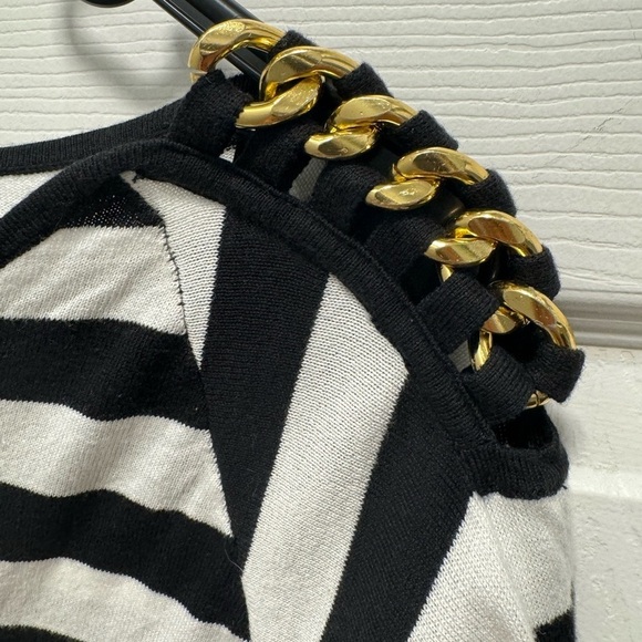 MICHAEL KORS Chain On Shoulder Stripe White & Black lightweight Sweater‎ - Picture 3 of 4